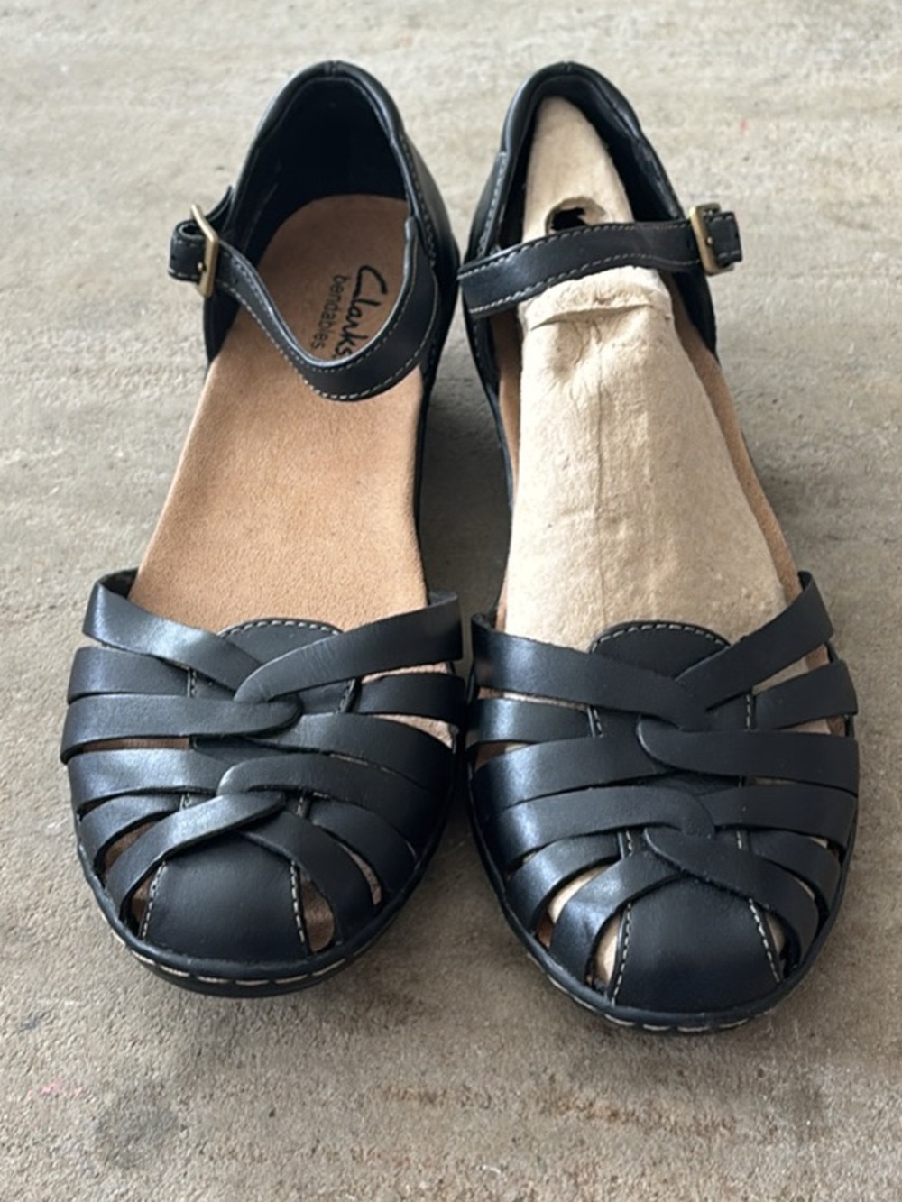 Clarks Collection Womens Black Leather Slingback Comfort Heels Size 7.5 (A-3)